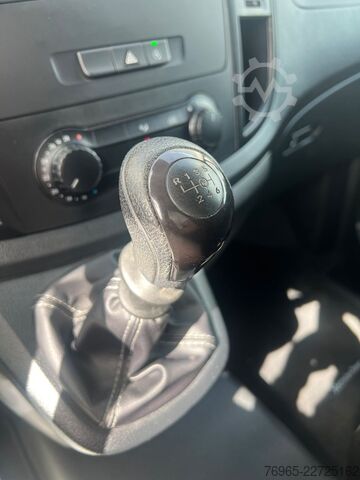 Panel van MERCEDES-BENZ Vito 114 EXTRALANG KLIMA KAMERA SCHRÄNKE/REGALEN