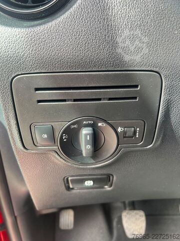 Panel van MERCEDES-BENZ Vito 114 EXTRALANG KLIMA KAMERA SCHRÄNKE/REGALEN