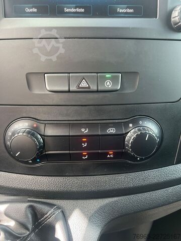 Panel van MERCEDES-BENZ Vito 114 EXTRALANG KLIMA KAMERA SCHRÄNKE/REGALEN