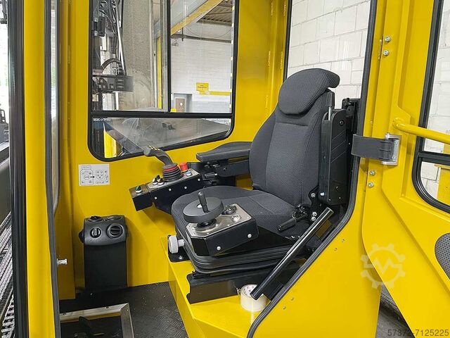 Elektrischer Vierwege-Seitenstapler VOTEX BISON Traffic 4504 AW