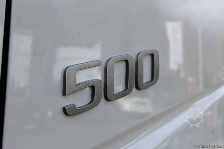 Standard tractor unit Volvo FH 500 Globe   I-Park Cool   VIN: LB   3 Stück!
