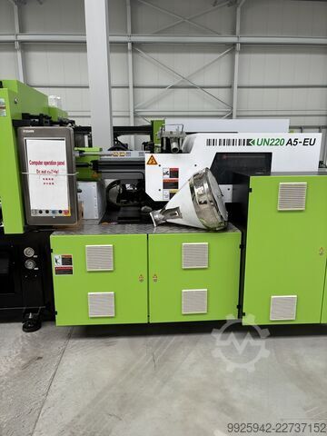 Spritzgießmaschine YIZUMI UN220A5/ IU1269