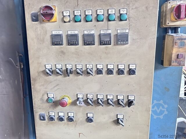 Produktionsmaschine Guest Foundary Machines Cold Box Core