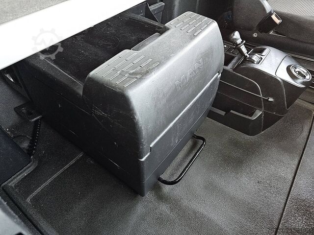 Standard-SZM MAN 18.500 TGX XLX BLS INTARDER