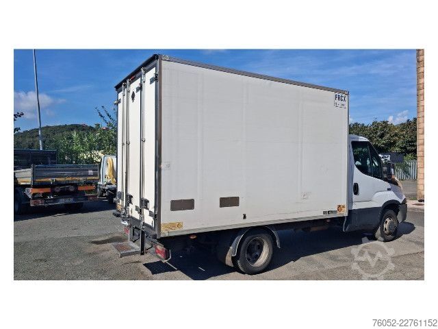 Refrigerated truck IVECO 35C17