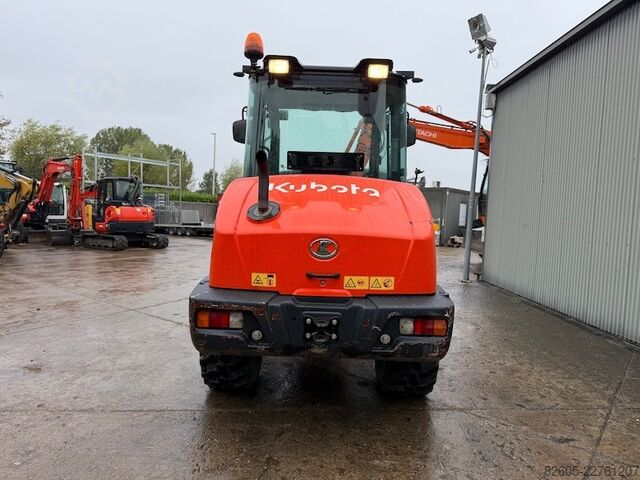 Wheel loader Kubota R 082