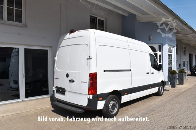 Kastenwagen MERCEDES-BENZ Sprinter III Kasten FWD 315 CDI L2H2 Autom. Klim