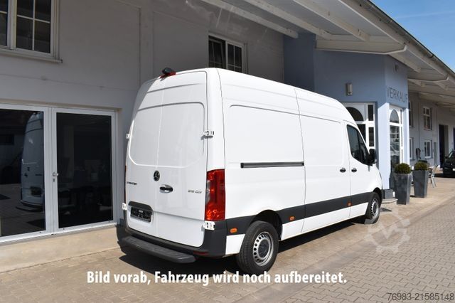 High top van MERCEDES-BENZ Sprinter III Kasten FWD 315 CDI L2H2 Autom. Klim