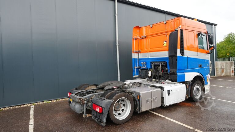 Volume-SZM DAF XF 440 mega tractor unit