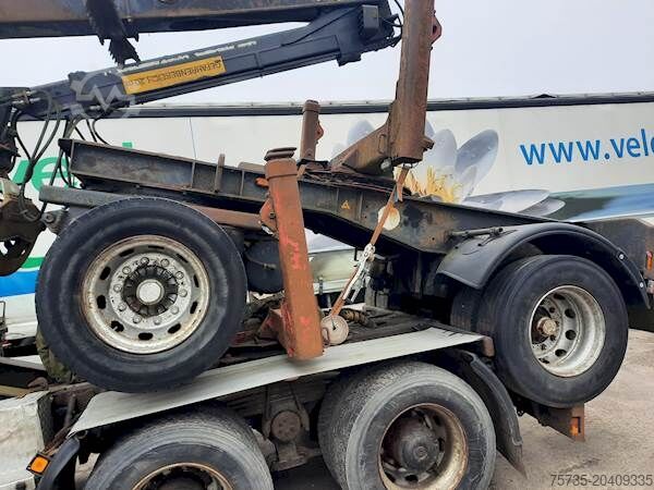 Timber transporter MAN 27.464 6X4