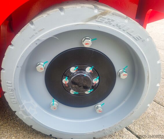 Scherenarbeitsbühne Magni ES 1412AC+