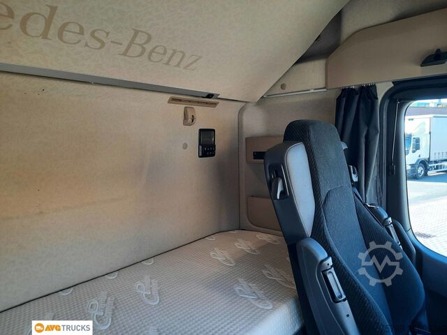 Truck chassis MERCEDES-BENZ 2545 L ACTROS L BigSpace Öl-Retarder 2 x 630 L