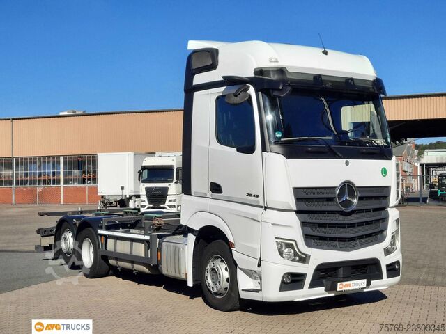 Swap body truck MERCEDES-BENZ 2545 L ACTROS L BigSpace Öl-Retarder 2 x 630 L