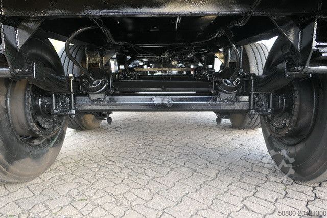 Reefer trailer Blumhardt L 24/75 e, Edelstahl, 19m³, 3 Kammern