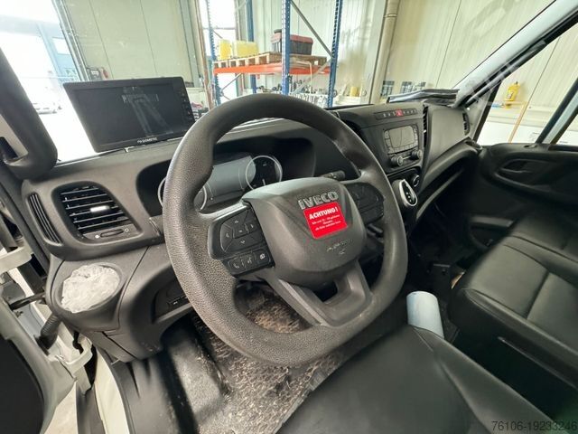 Transporter mit Koffer IVECO Daily 35S14 Hi-Matic Koffer*Ahk*Seiten tür*