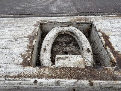 Wechselpritsche offen Krone Plattform 7,82m mit Steckrungen mittig