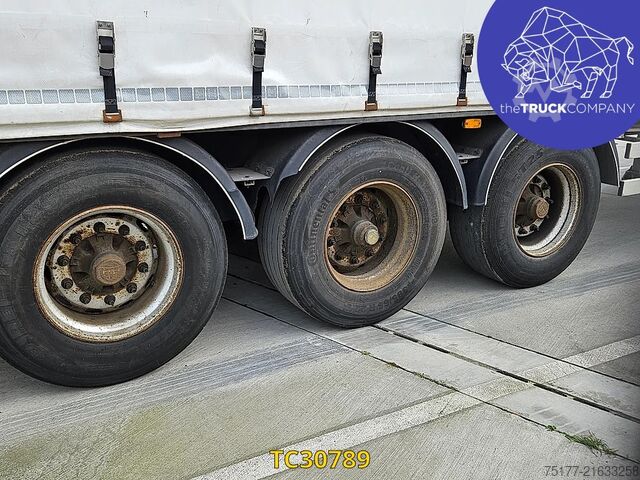 Sliding tarpaulins Vanhool 