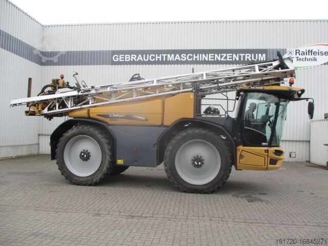 Fertilizer spreader  Rogator 655D