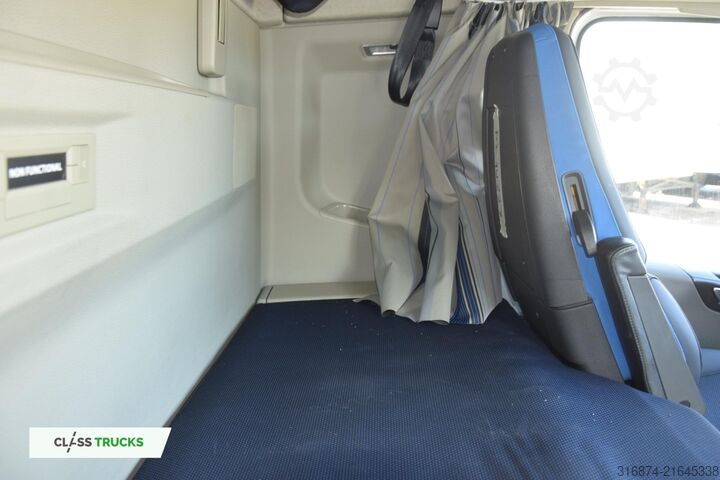 Standard SZM VOLVO FH 500 Globetrotter XL Mega