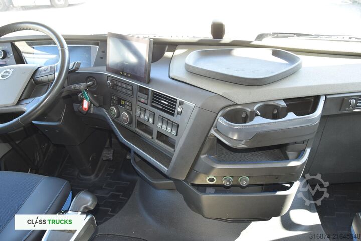 Standard SZM VOLVO FH 500 Globetrotter XL Mega