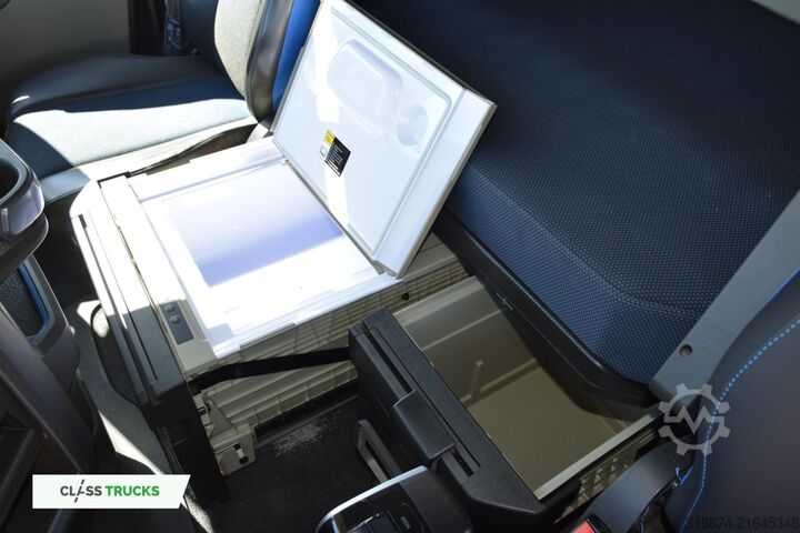 Standard SZM VOLVO FH 500 Globetrotter XL Mega