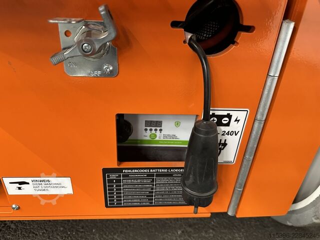 Scissor Lifts Snorkel S 3220 E - NEUGERÄT !!!