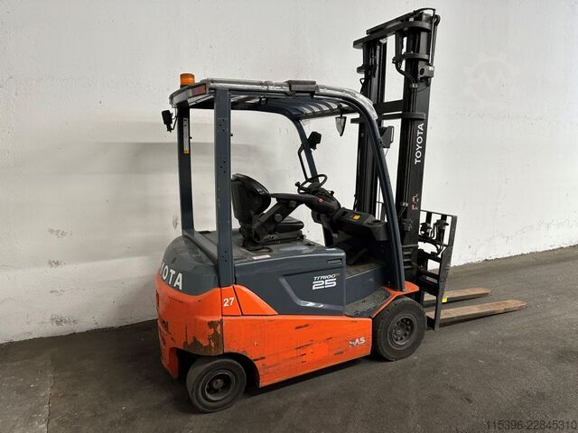 Elektro 4 Rad-Stapler Toyota 8FBMKT25
