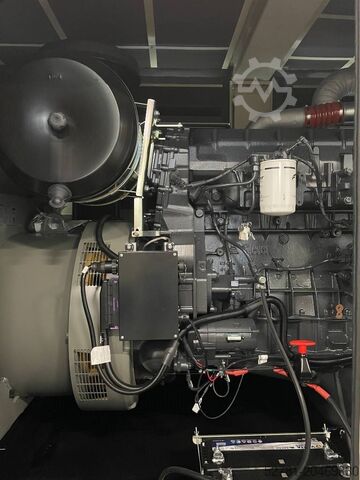 Aggregat Iveco CR13TE3A - 440 kVA Generator - DPX-19796