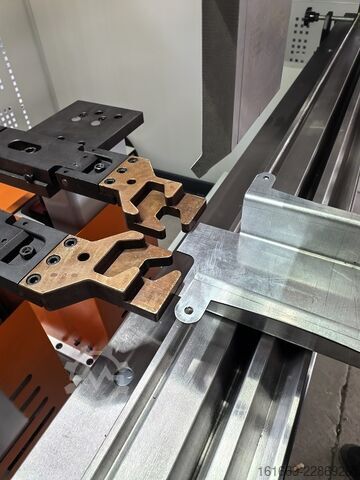 Cnc-Abkantpresse Pressmaster 110t/3200mm DA66T 8+1 Axes