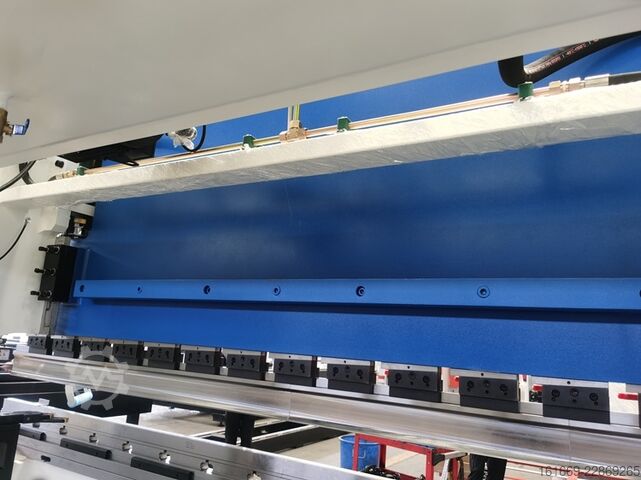 Cnc-Abkantpresse Pressmaster 110t/3200mm DA66T 8+1 Axes