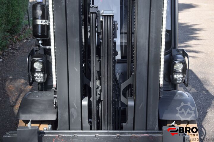 Gabelstapler Linde X30-01 Li ion 5 Hydr. valves