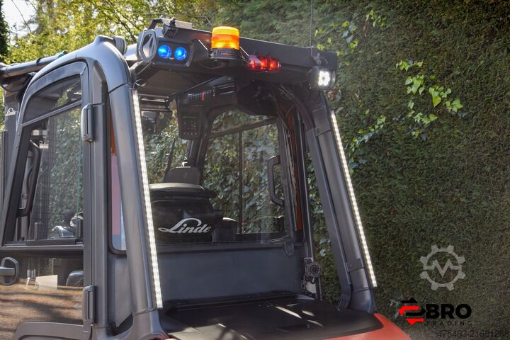 Gabelstapler Linde X30-01 Li ion 5 Hydr. valves