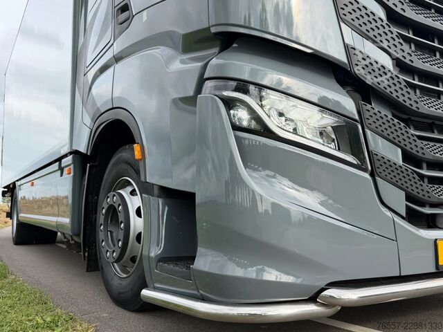 Koffer Iveco S-WAY