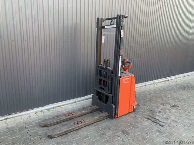 Hochhubwagen Linde L14