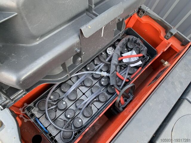 High Lift stacker Linde L06AC