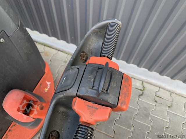 High Lift stacker Linde L06AC