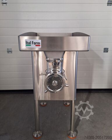 Fleischwolf Ital Form SJG32 PRICE: 2000 EUR