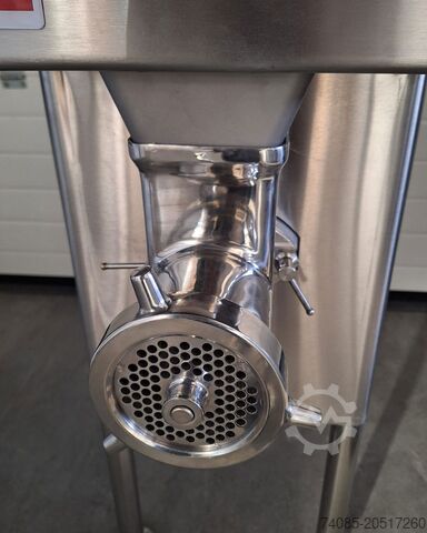 Fleischwolf Ital Form SJG32 PRICE: 2000 EUR