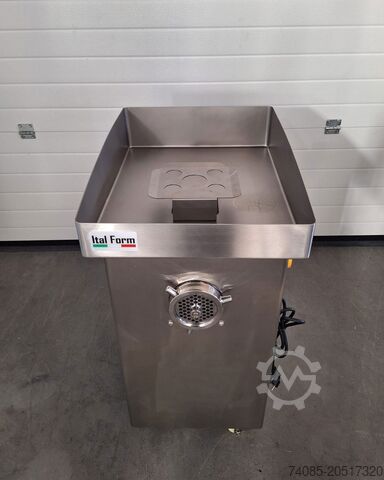 Fleischwolf Ital Form SJB32 PRICE: 1.700 EUR