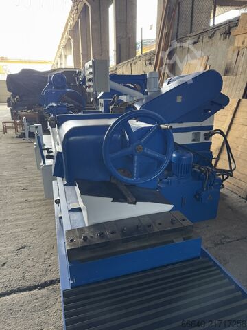 Cylindrical grinding machine STANKO 3A172