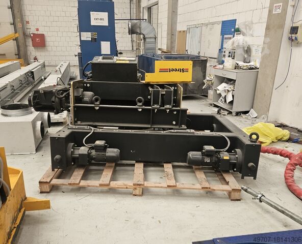 Zweiträger-Brückenkran 30ton Darusín / Street 30ton 9,3m span 12,5m crane runway