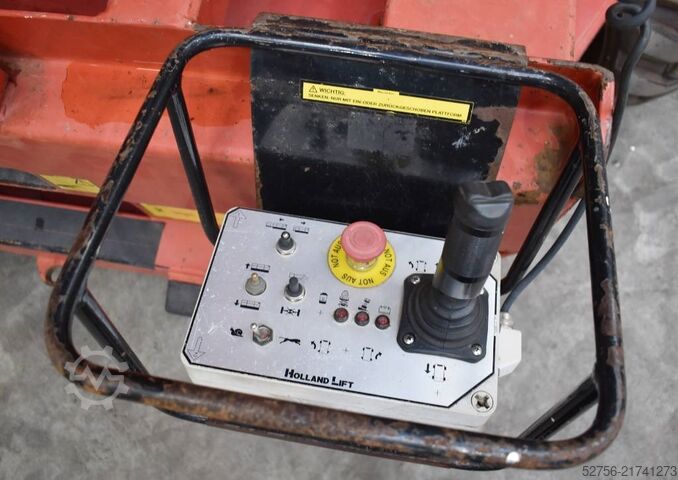 Scissor lift Holland Lift Combistar B165EL25