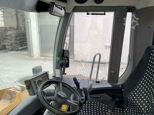 Wheel loader L556 - 13,187 h Liebherr L556-454 2plus2