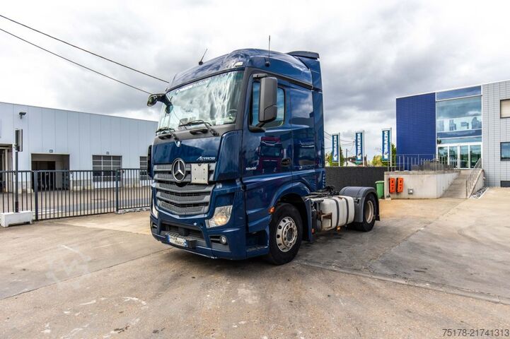 Standard tractor MERCEDES ACTROS 1846 LS +ADR