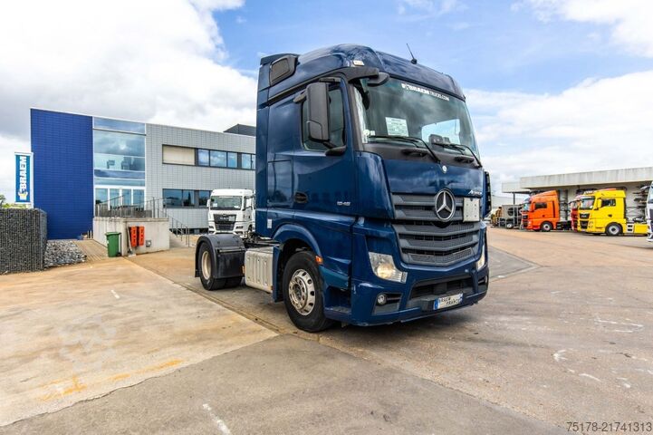 Standard tractor MERCEDES ACTROS 1846 LS +ADR