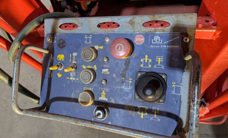 Scissor lift PB Lifttechnik S225-12E