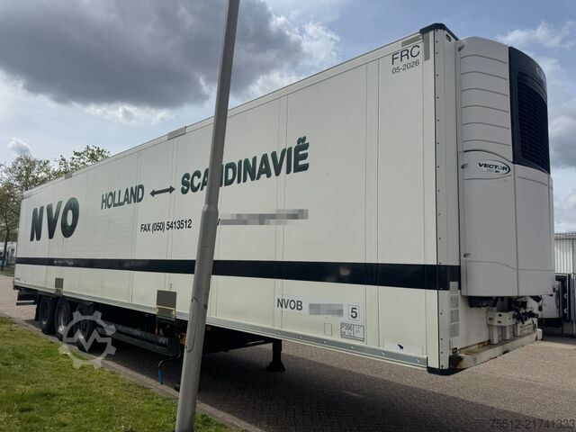 Refrigerated/frozen transport Schmitz Cargobull 3-Asser / Carrier 1950 / Diesel+Electric / BPW ...