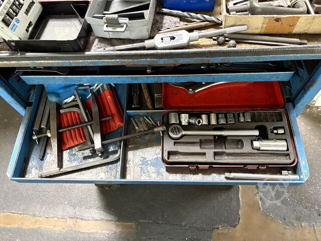 Workshop trolley with contents Workshop Trolley with Contents