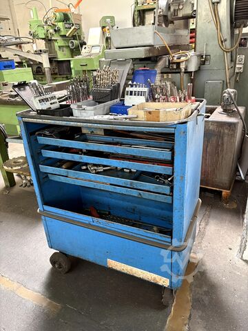Workshop trolley with contents Workshop Trolley with Contents
