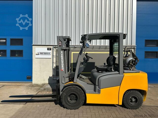 VS-22836 LPG Forklift Jungheinrich TFG 430 JUNGHEINRICH TFG 430